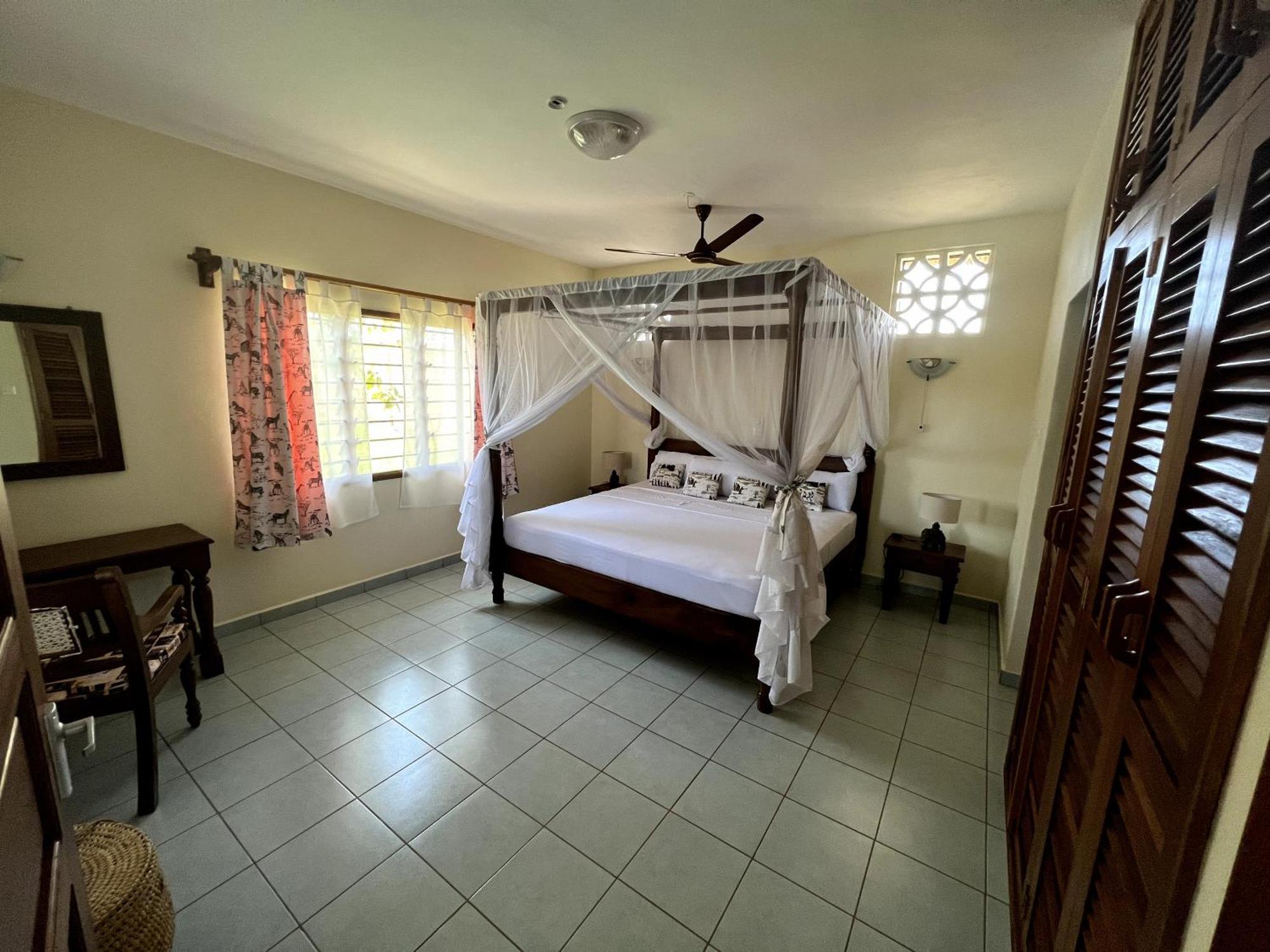 Paradiesische Villa Maisha Mazuri Mit Pool. Terrasse Und Personal Diani Beach Esterno foto