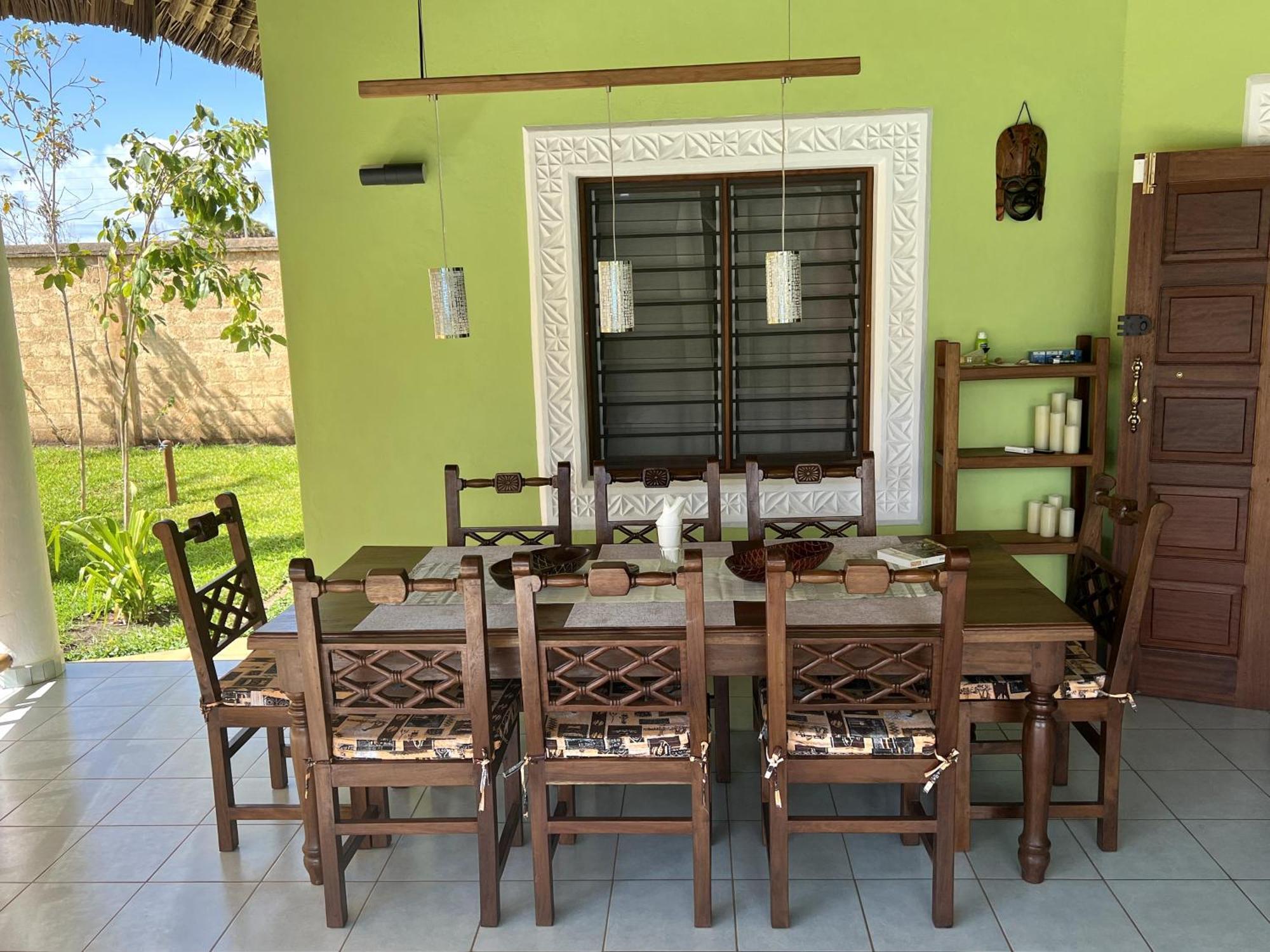 Paradiesische Villa Maisha Mazuri Mit Pool. Terrasse Und Personal Diani Beach Esterno foto